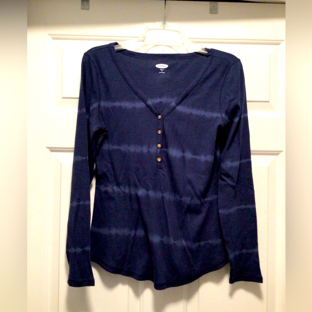 Old Navy top.
